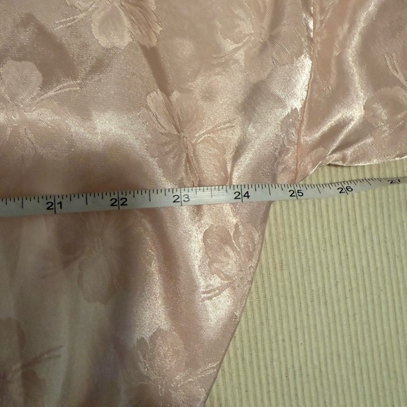 Vintage Victoria’s Secret Pink Floral Satin Jacquard Kimono Robe Lingerie - Picture 9 of 10